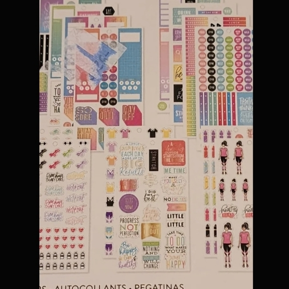 Nwt the happy planner healthy hero accessory book - Picture 5 of 5